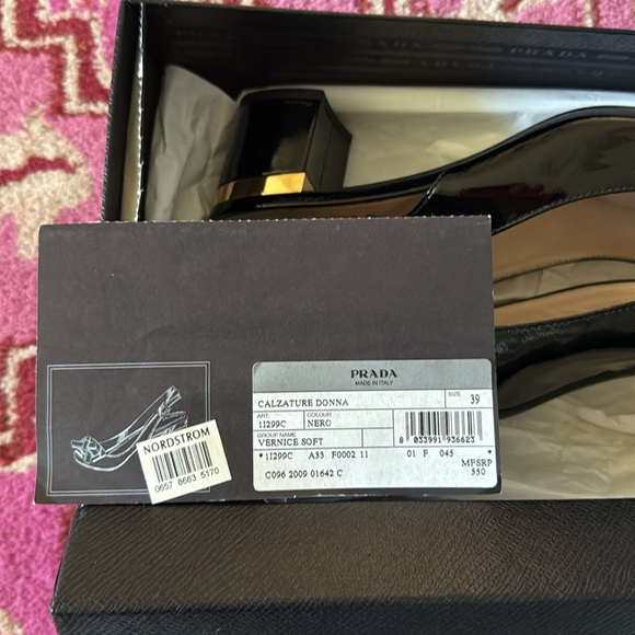 Prada - Picture 7 of 8